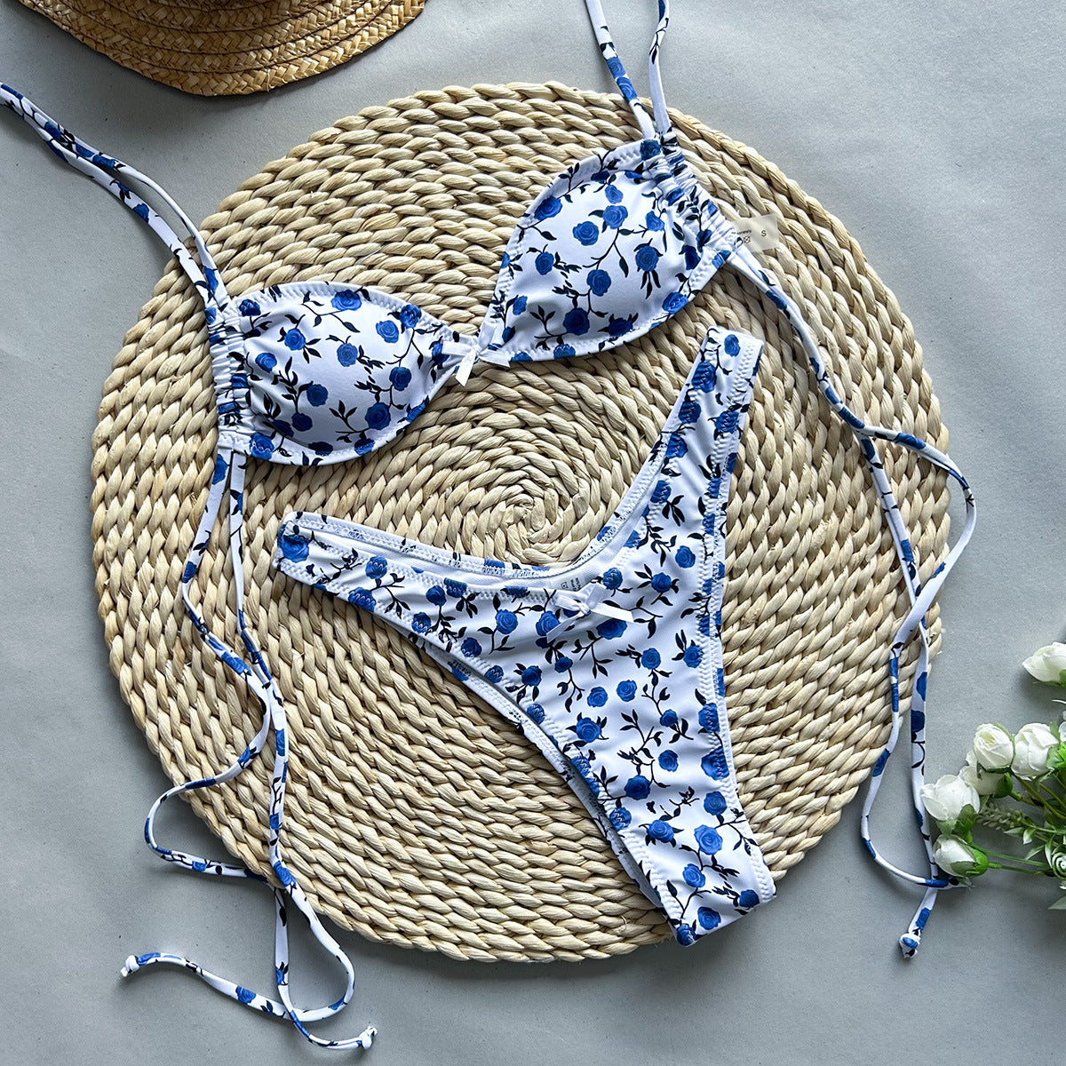New Bikini European and American Lace-Up Split Swimsuit